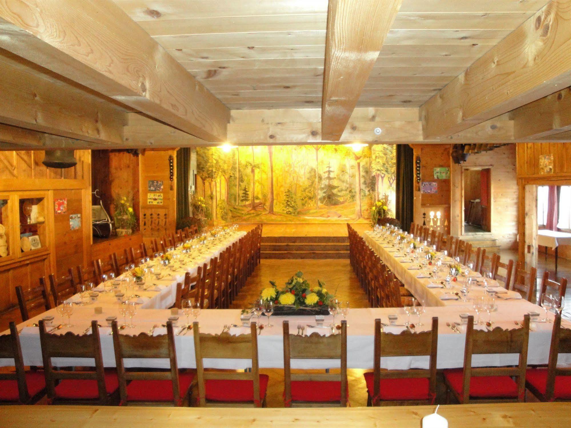 Hotel Simmental Boltigen Bagian luar foto