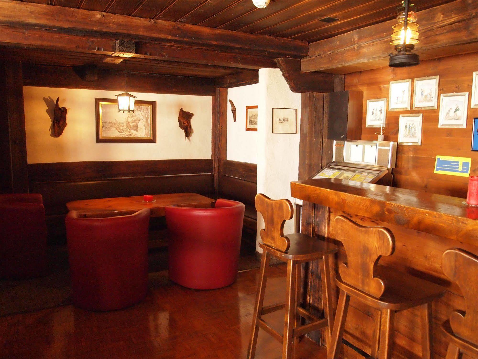 Hotel Simmental Boltigen Bagian luar foto