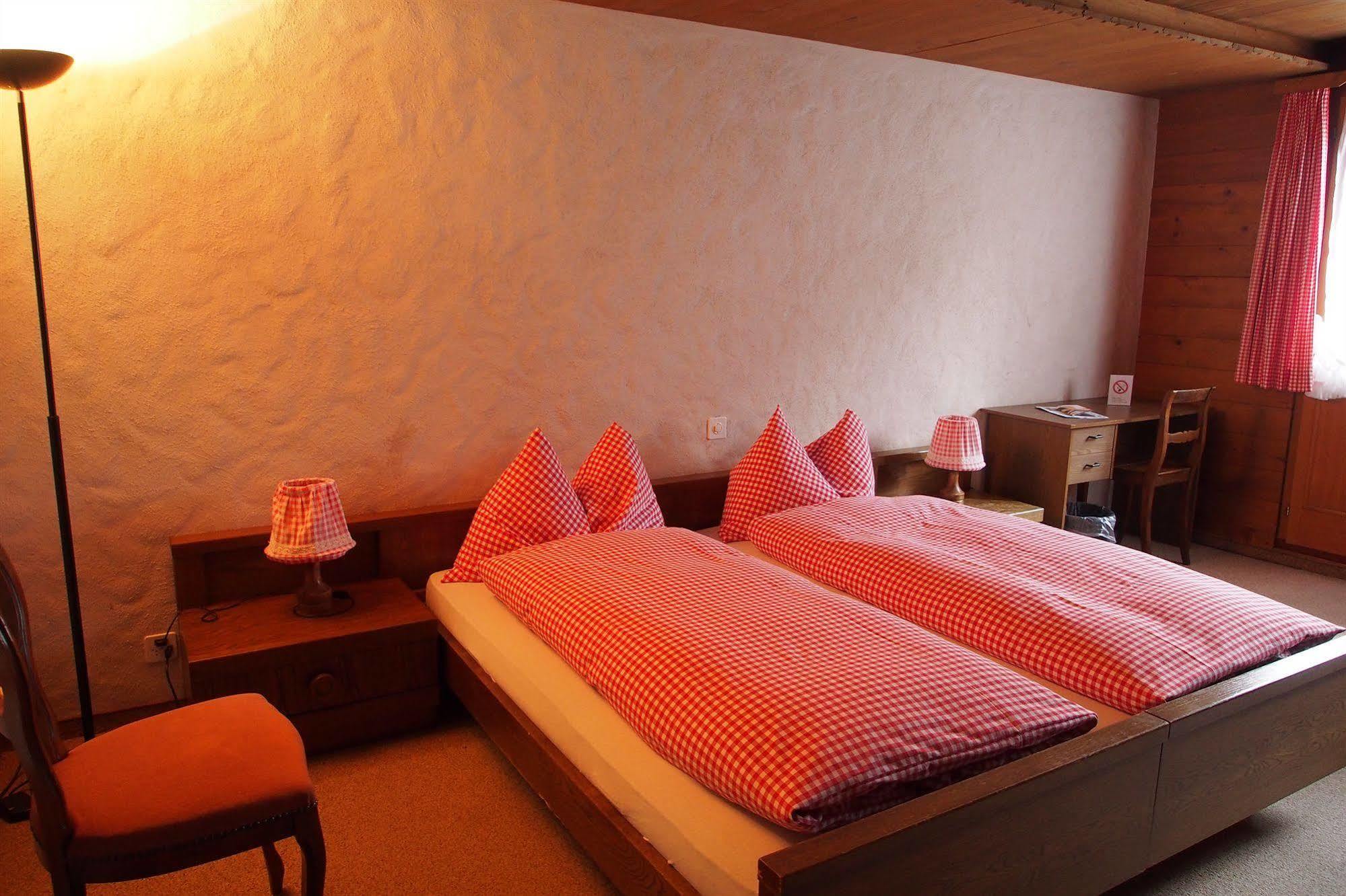 Hotel Simmental Boltigen Bagian luar foto