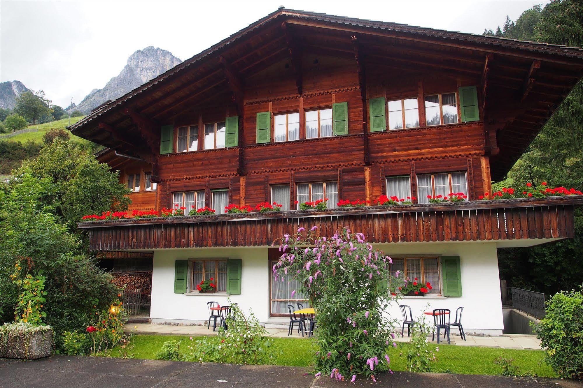 Hotel Simmental Boltigen Bagian luar foto